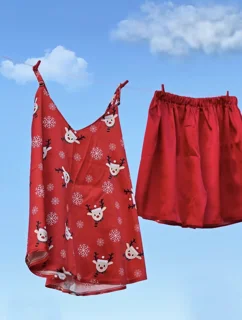 ست تاپ و شلوارک ساتن طرح کریسمس