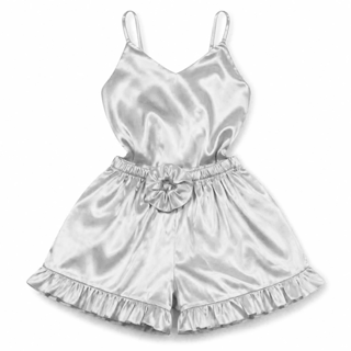 تاپ و شورتک ساتن چین دار رنگ نقره ای